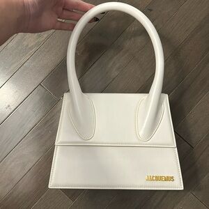 Jacquemus le grand Chiquito